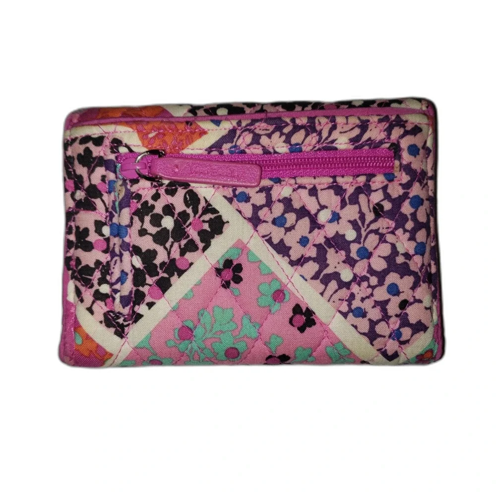 VERA BRADLEY Modern Medley Pink Orange Floral Retired Pattern Tri Fold Wallet - Picture 7 of 8